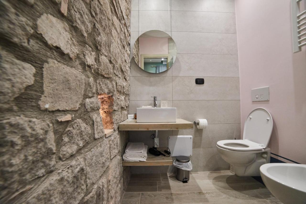 Al22 Di Piazza Del Gesu Hotell Viterbo Exteriör bild